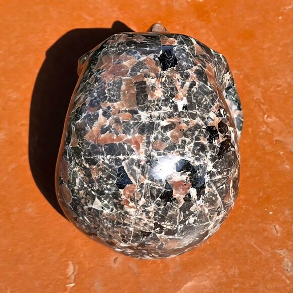 Yooperlite Skull – Illumination • Expression • Fire Within - Picture 5 of 7